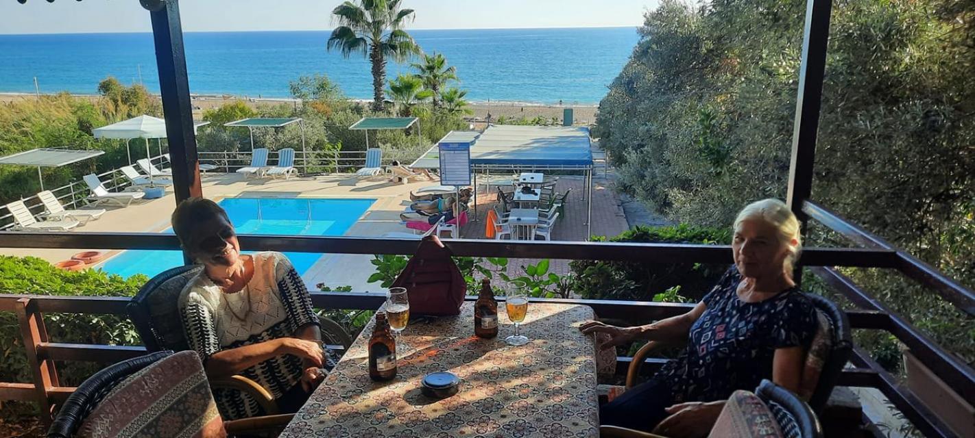 Hotel Schoenberg Kızılot Kültér fotó